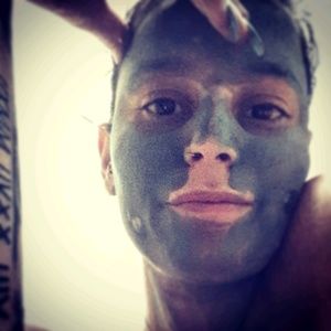 Meet your Posher, Ariel